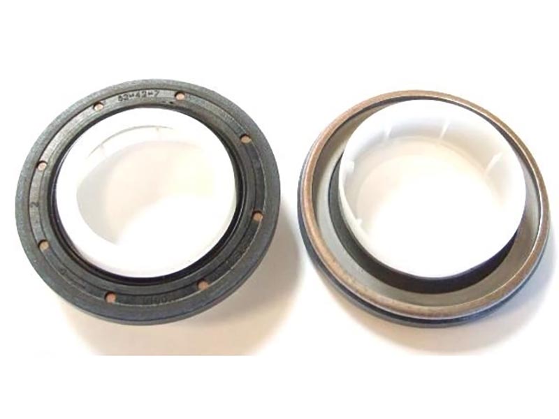 Oil seal, crankshaft