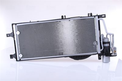 NISSENS 94722 / Condensatore, Climatizzatore ** FIRST FIT **