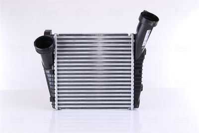 NISSENS 96687 / Intercooler