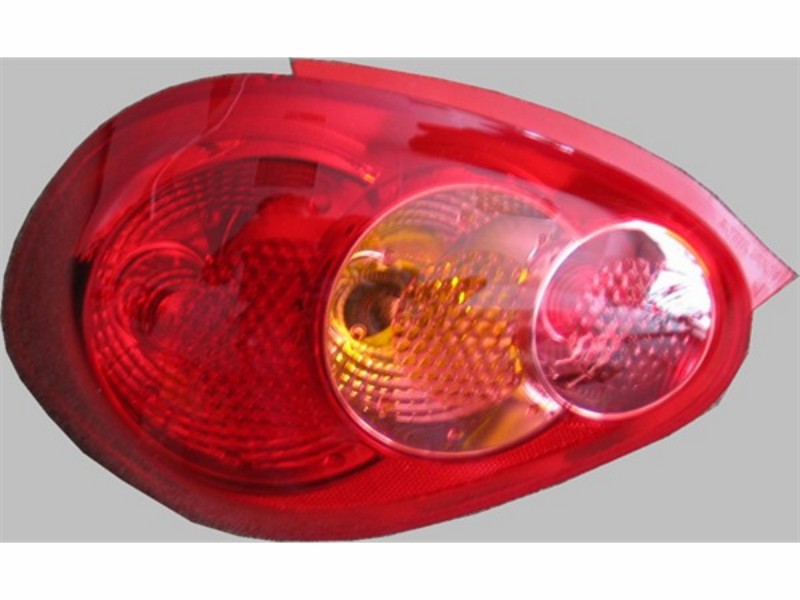 Fanale posteriore destro senza porta lampada