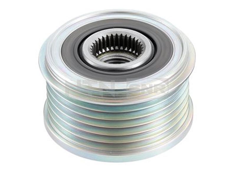 Alternator freewheel pulley