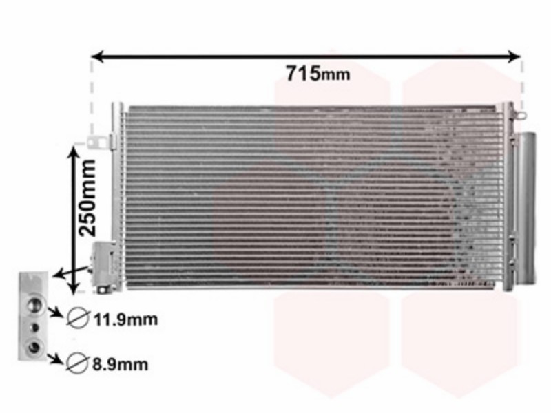 Condenser with dryer