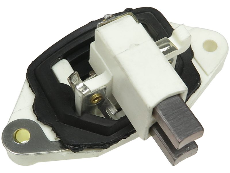 Alternator voltage regulator