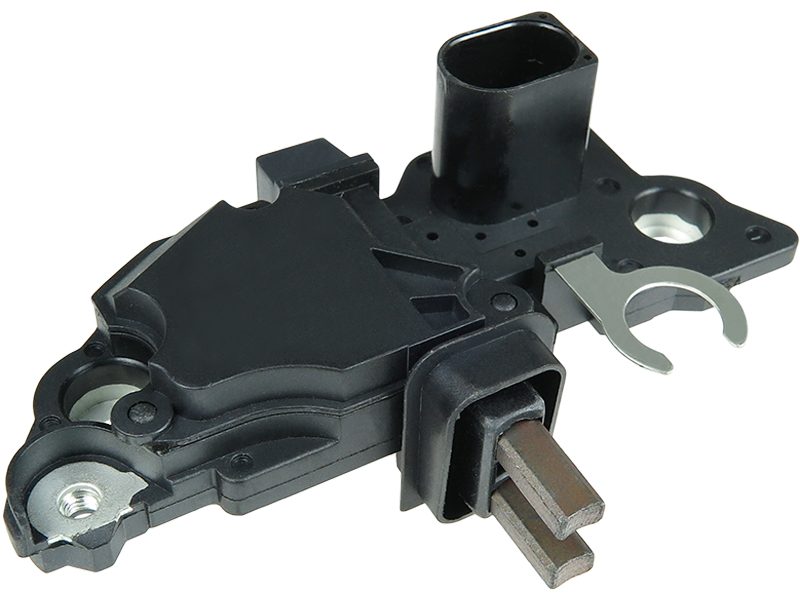 Alternator voltage regulator