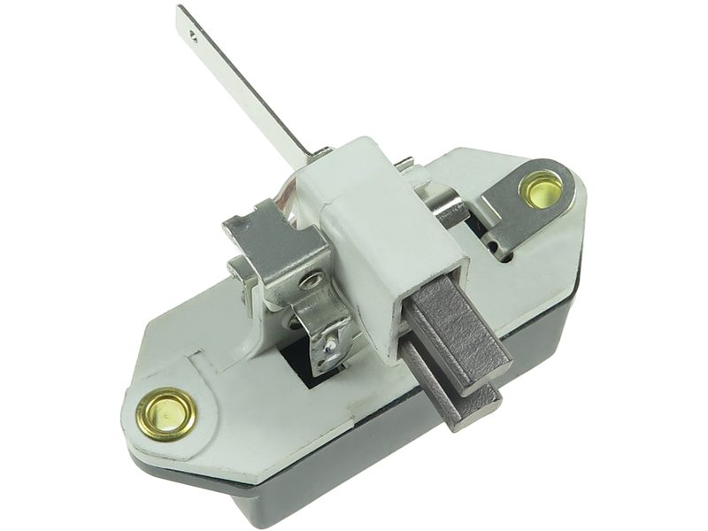Alternator voltage regulator