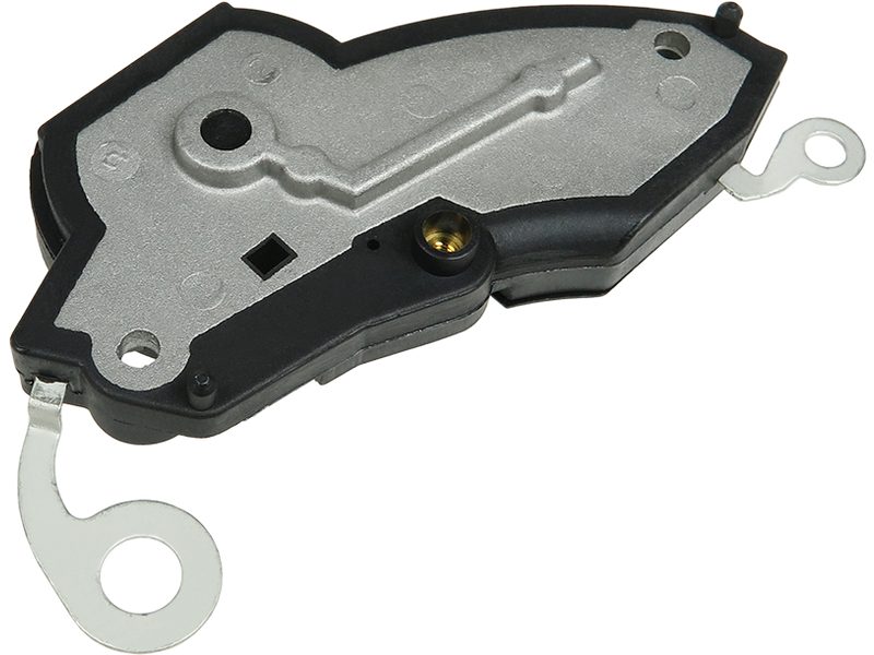 Alternator voltage regulator