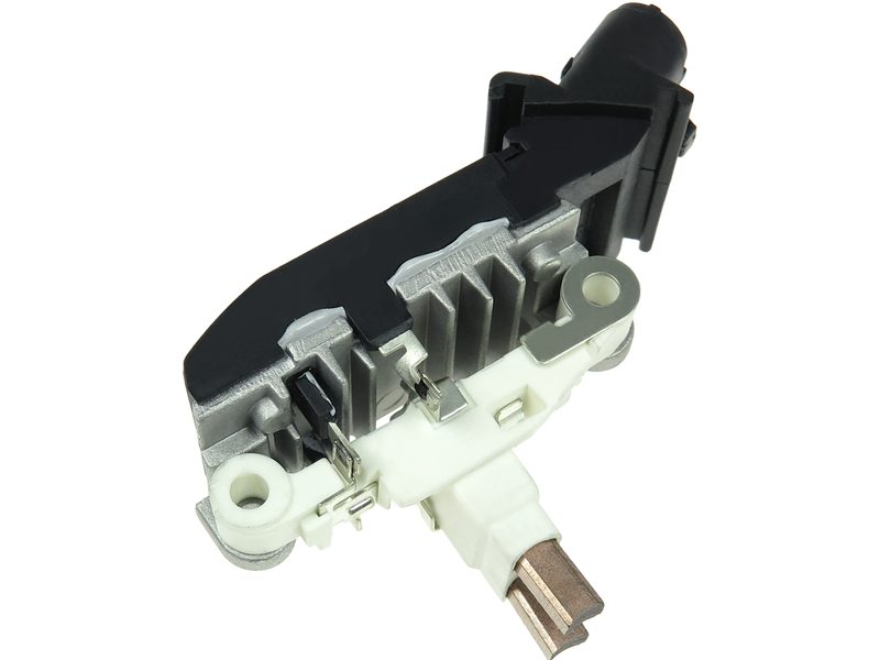 Alternator voltage regulator