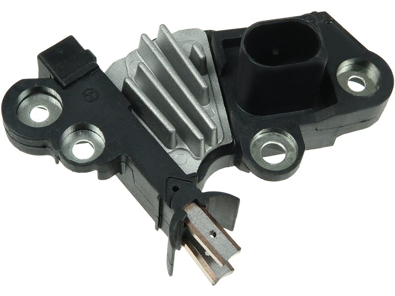 Alternator voltage regulator