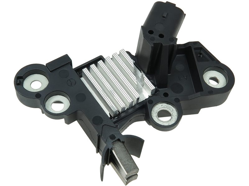 Alternator voltage regulator