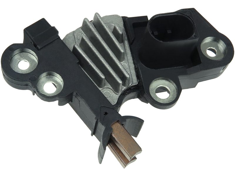 Alternator voltage regulator