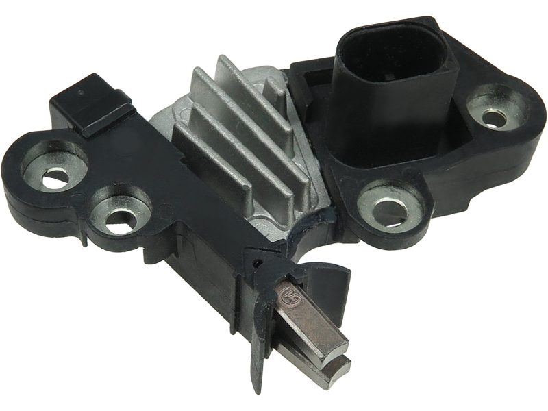 Alternator voltage regulator