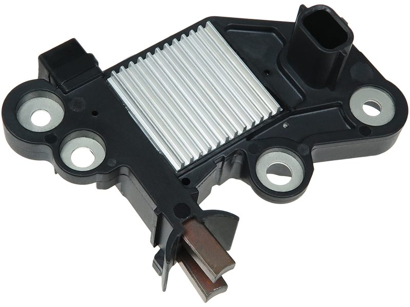 Alternator voltage regulator