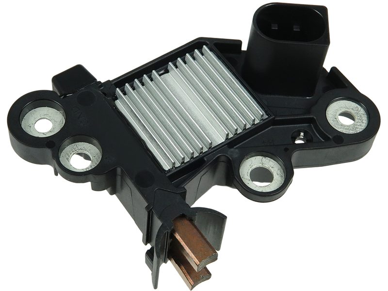 Alternator voltage regulator