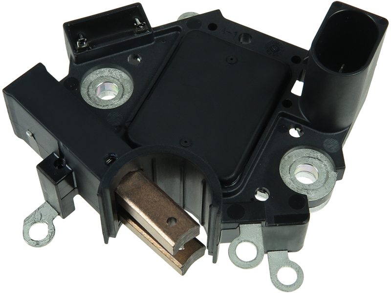 Alternator voltage regulator