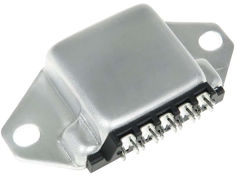 Alternator voltage regulator