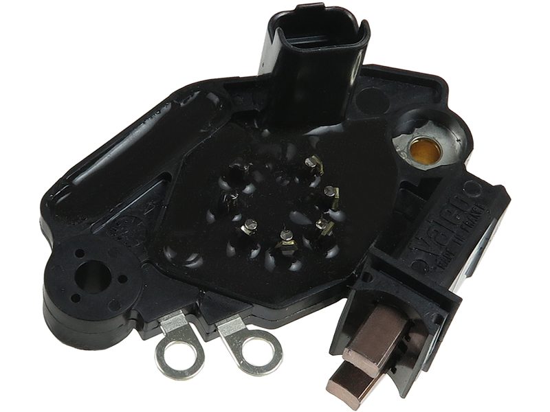 Alternator voltage regulator