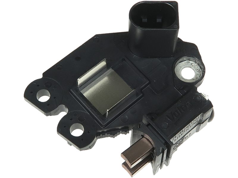 Alternator voltage regulator