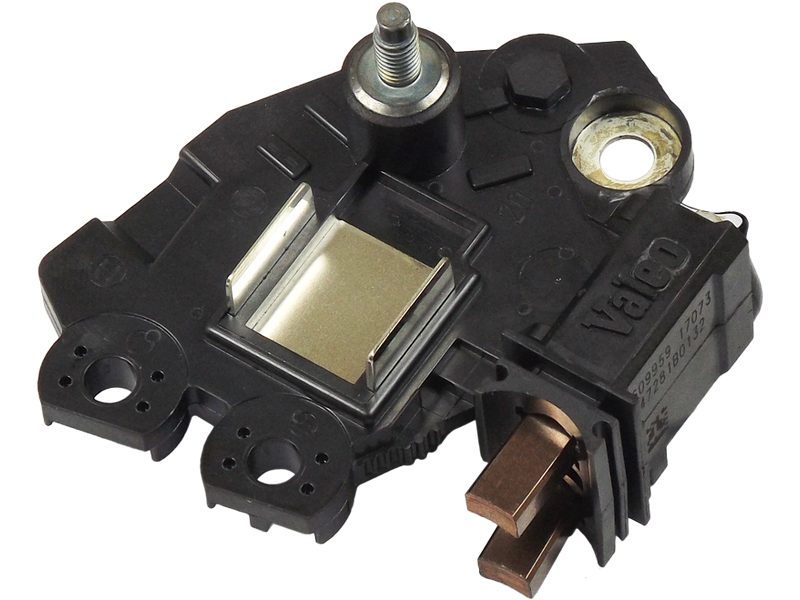 Alternator voltage regulator