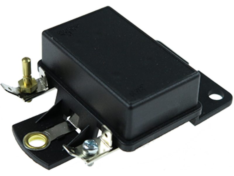 Alternator voltage regulator