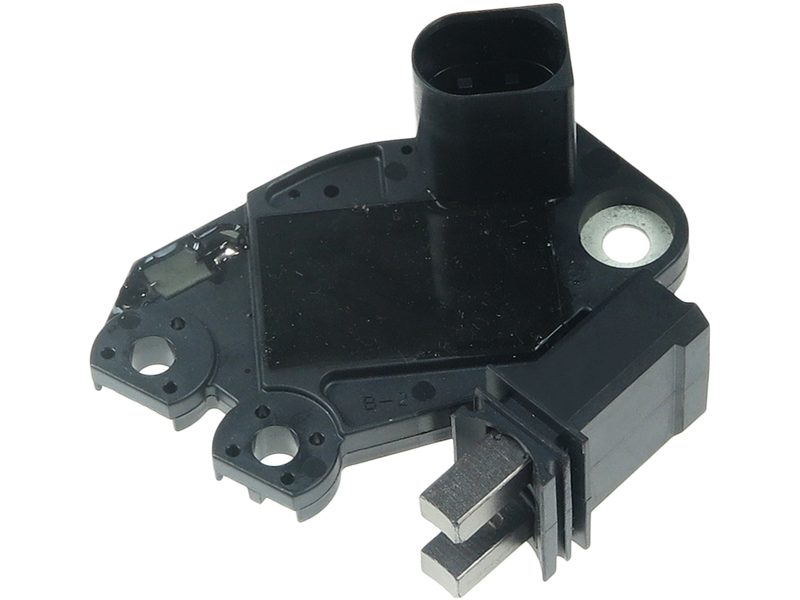 Alternator voltage regulator