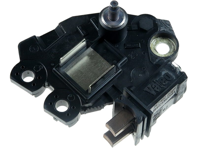 Alternator voltage regulator