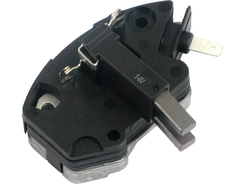 Alternator voltage regulator