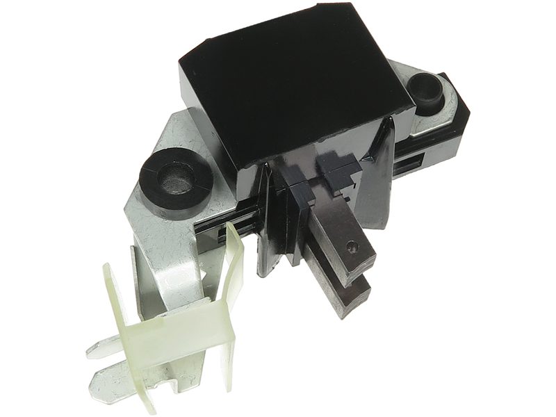 Alternator voltage regulator