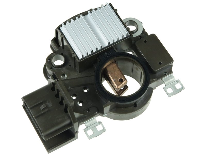 Alternator voltage regulator
