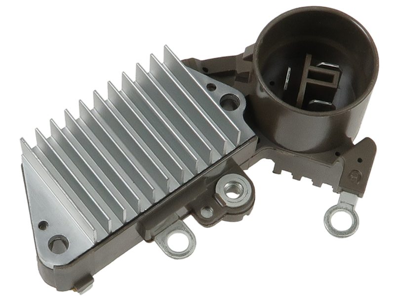 Alternator voltage regulator