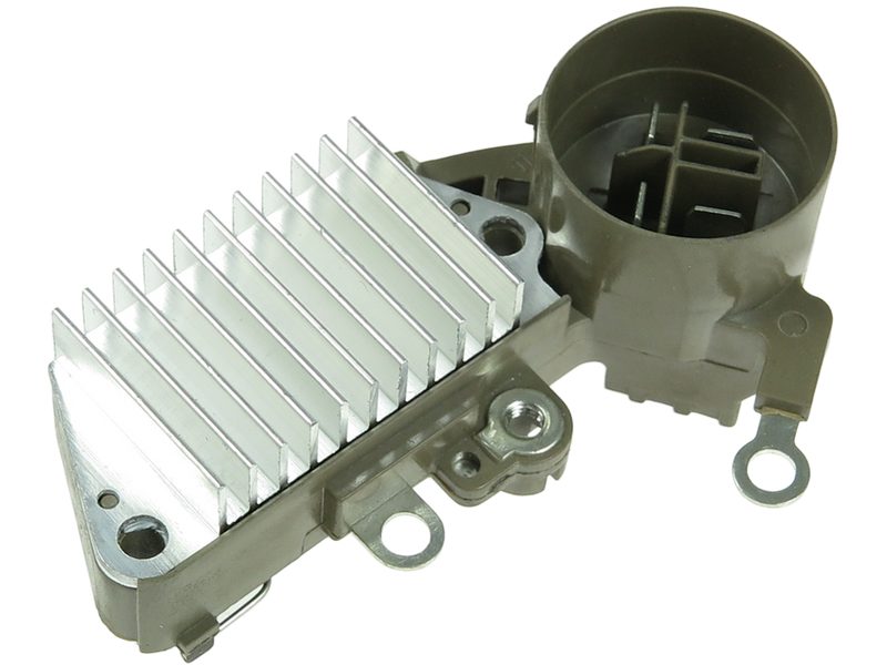 Alternator voltage regulator
