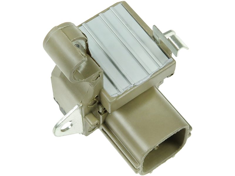 Alternator voltage regulator