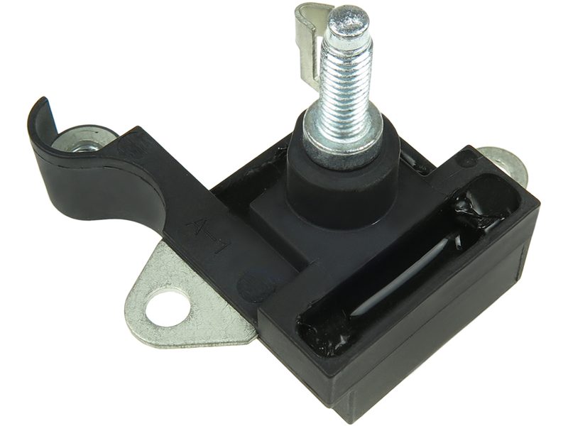 Alternator voltage regulator