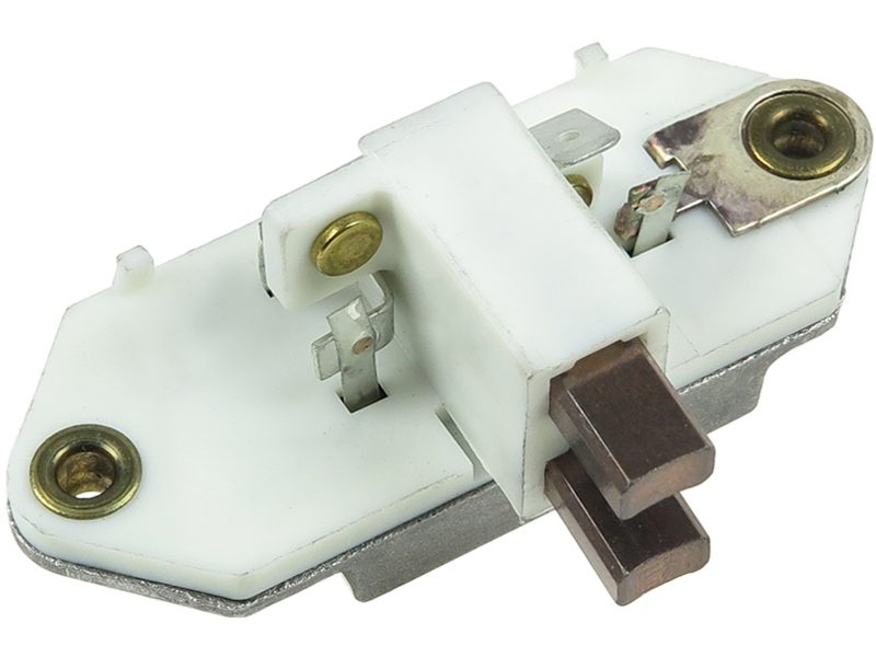 Alternator voltage regulator