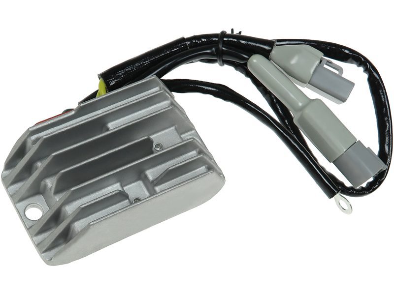Alternator voltage regulator