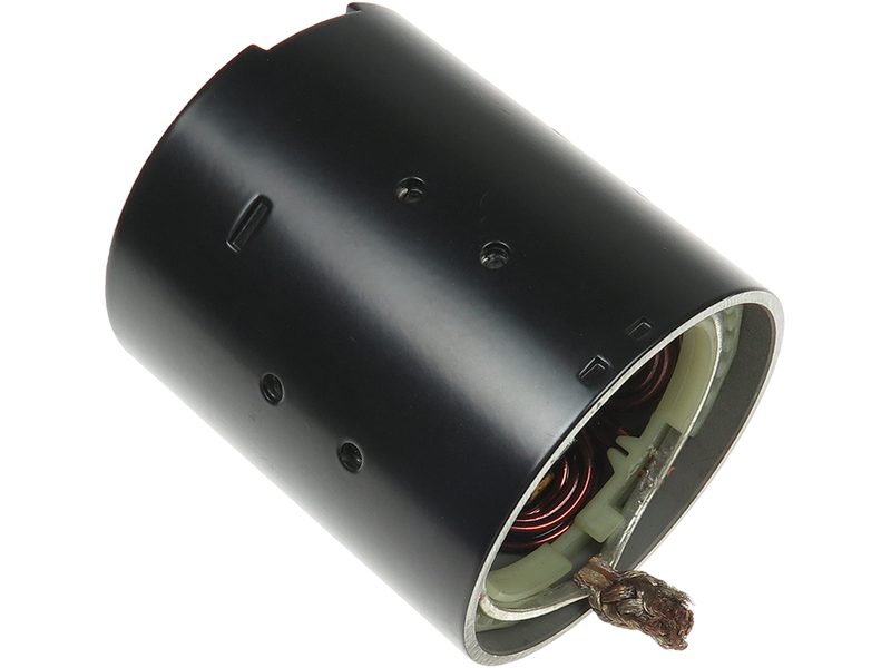 Starter motor housing with field winding