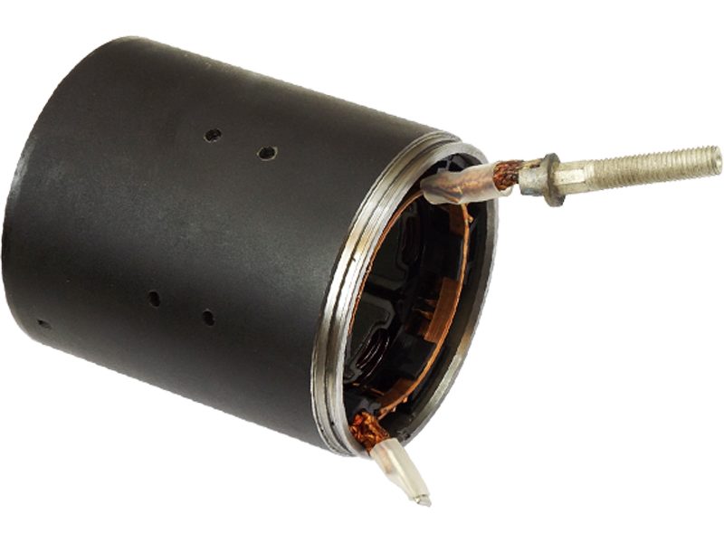 Starter motor housing with field winding