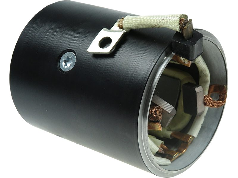 Starter motor housing with field winding
