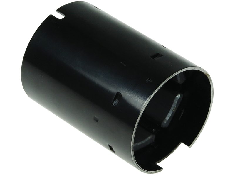Starter motor housing with magnets