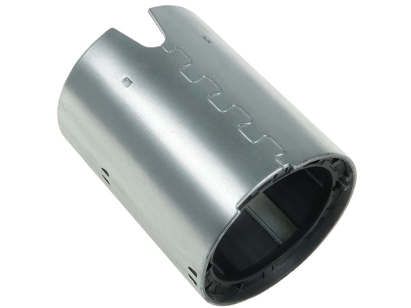 Starter motor housing with magnets
