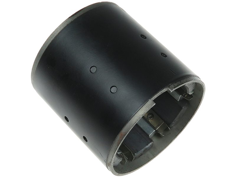 Starter motor housing with magnets