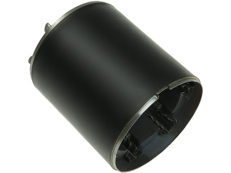 Starter motor housing with magnets