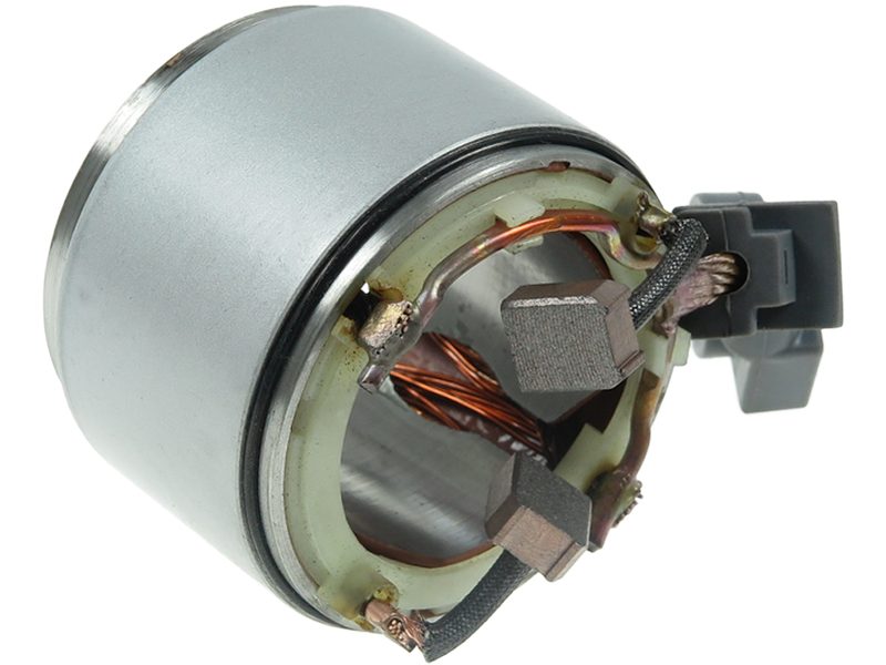 Starter motor housing with field winding