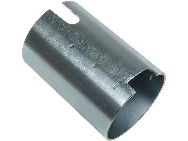 Starter motor housing with magnets