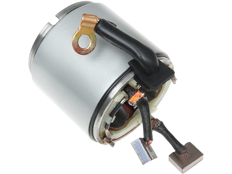 Starter motor housing with field winding