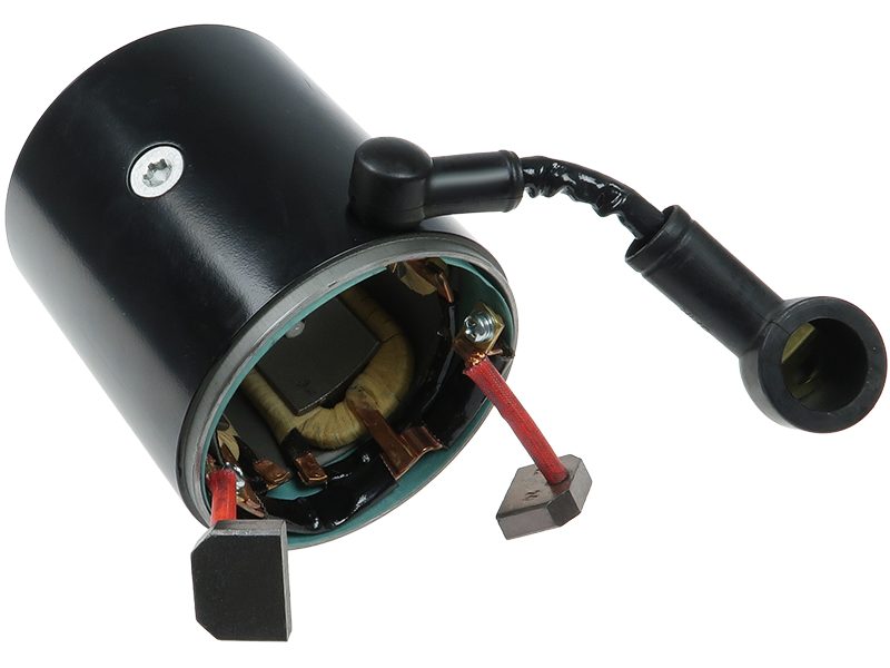 Starter motor housing with field winding
