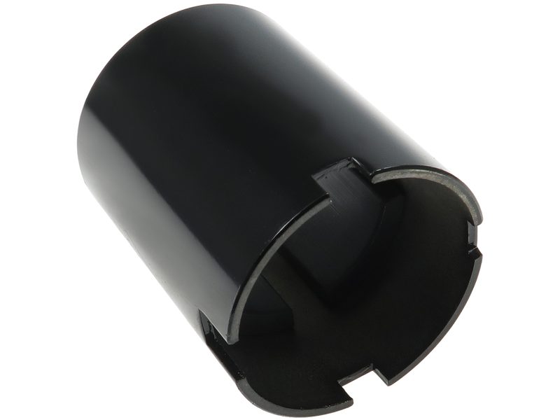 Starter motor housing with magnets
