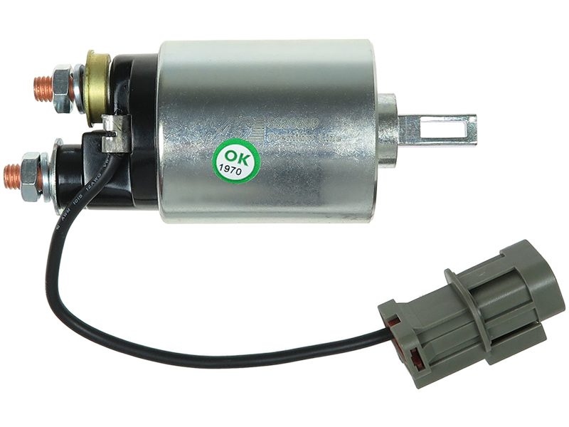 Starter motor solenoid switch
