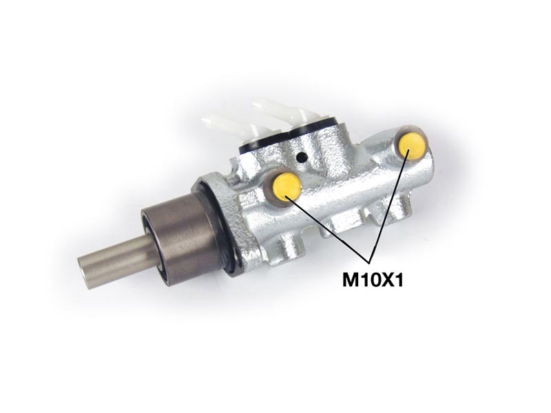 Fiat brake master cylinder