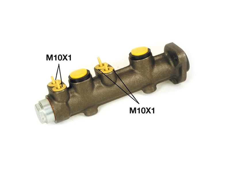 Fiat brake master cylinder