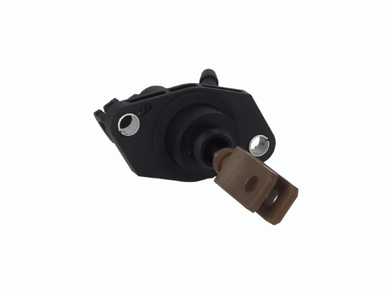 Master cylinder, clutch